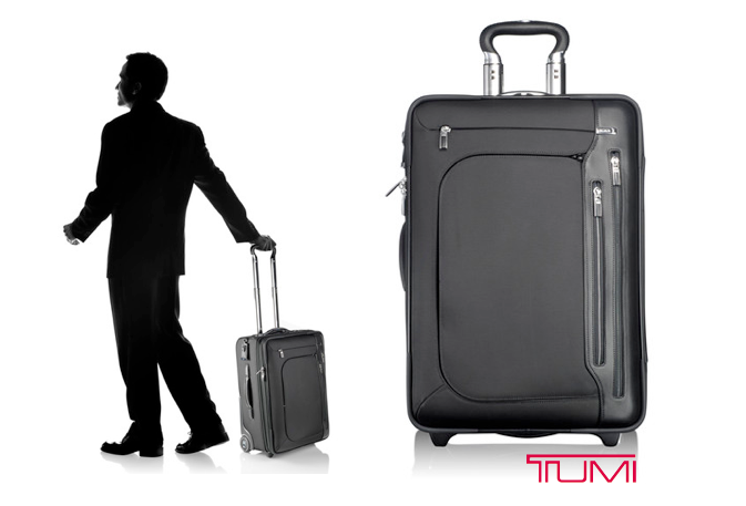 tumi arrive international carry on