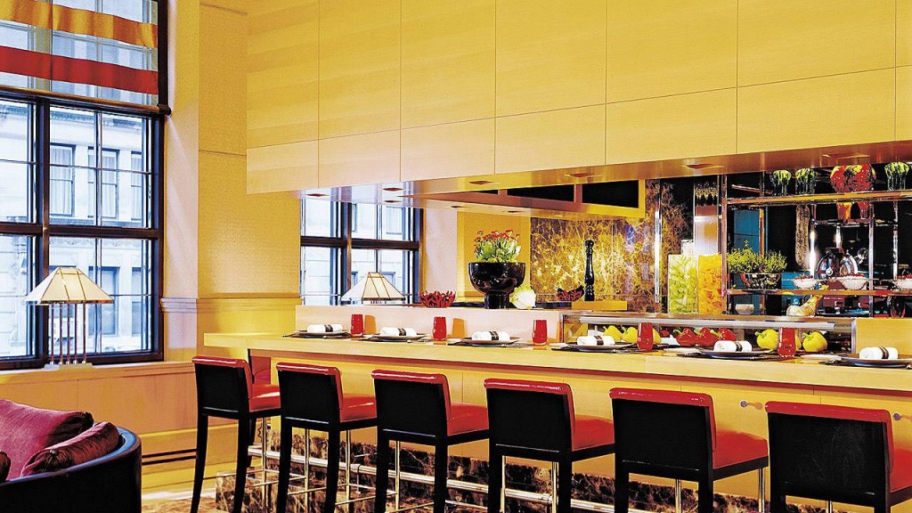 New York Four Seasons Restaurant - L’ATELIER DE JOËL ROBUCHON
