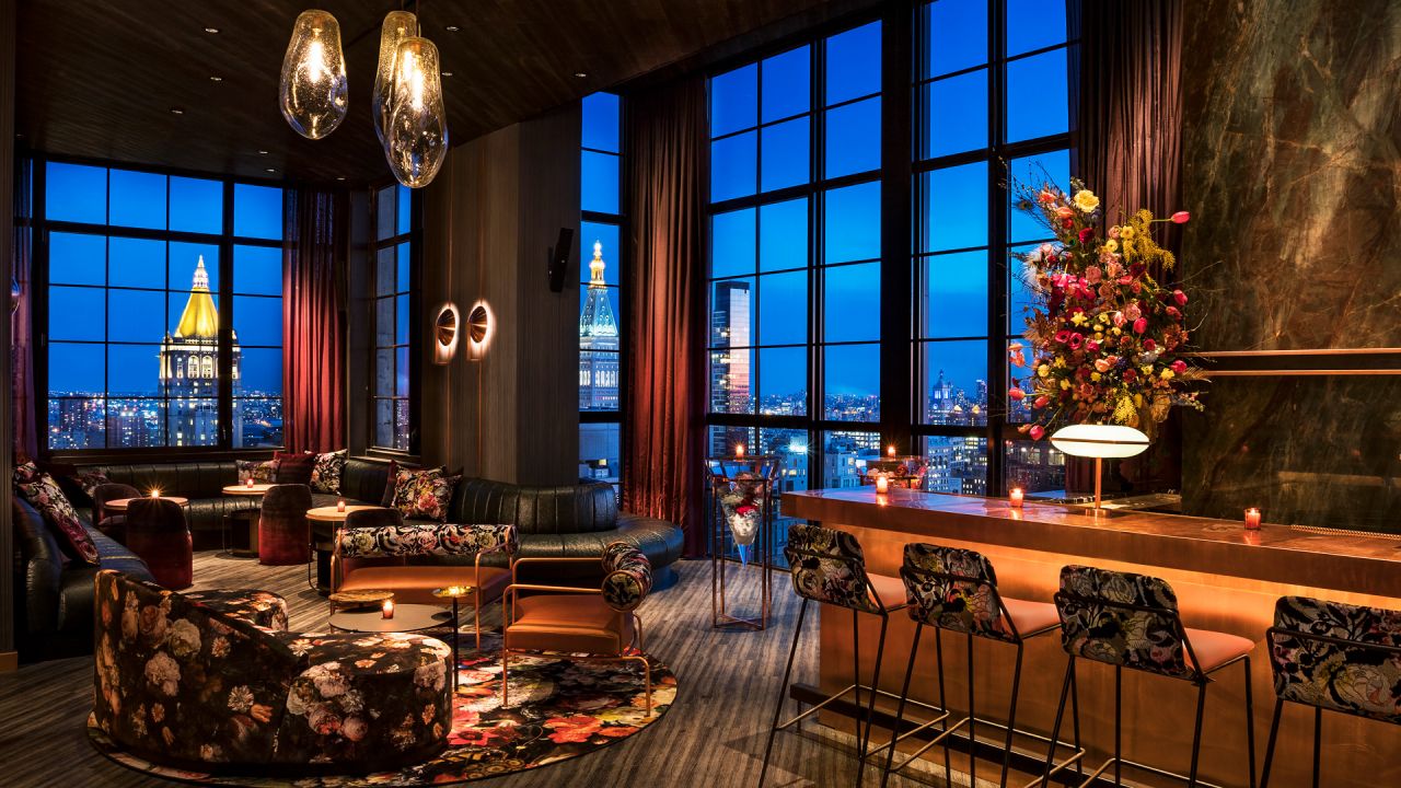 The Fleur Room: Inside NYC's Highest Nightclub Bar at Moxy Hotel