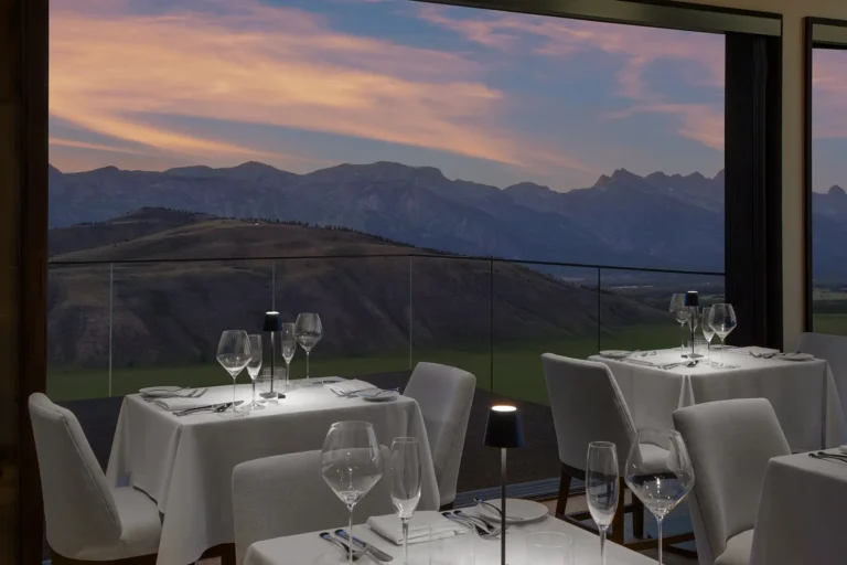 Hotel Yellowstone: The Pinnacle of Western Luxury in Jackson, Wyoming