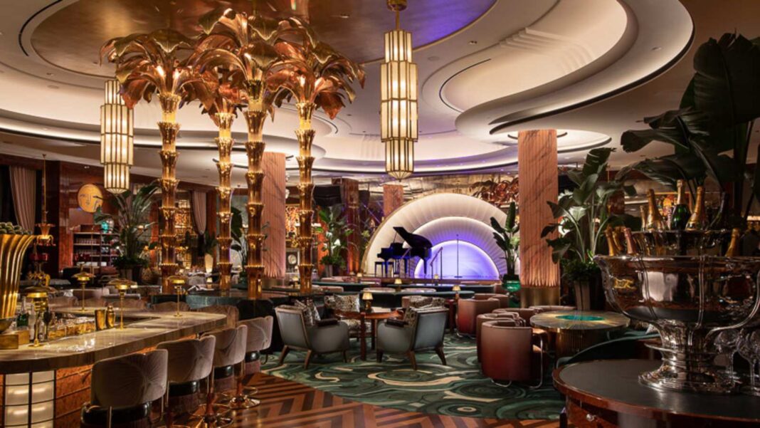 Ornate ceiling and Art Deco interior of Delilah at Wynn Las Vegas