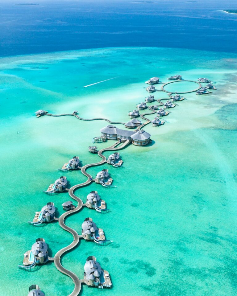 Best Time to Visit the Maldives: Month-by-Month Weather, Prices & When to Book