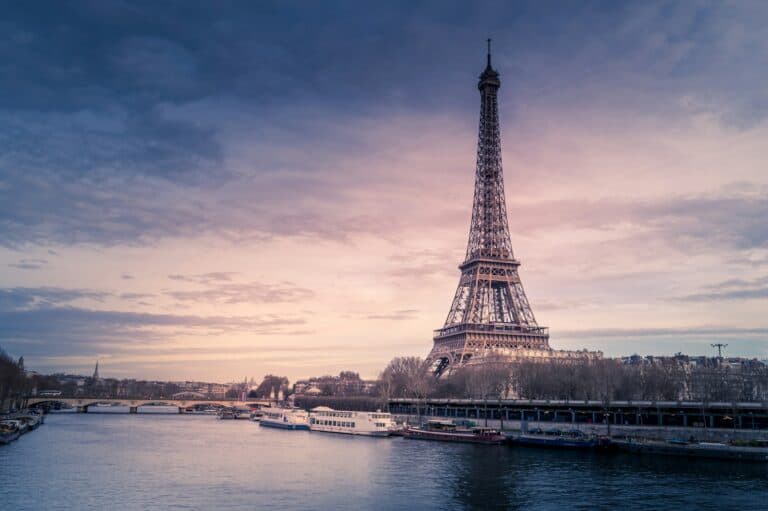 Palace Hotels Paris: The Complete Guide to France’s Elite “Palace” Designation